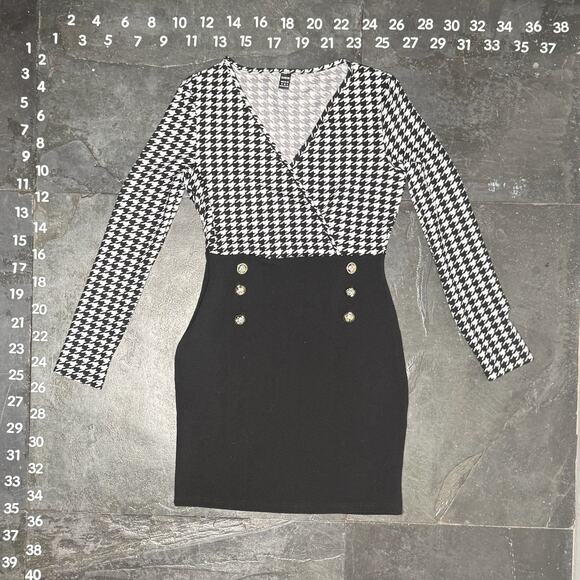 SHEIN Dresses & Skirts - SHEIN Houndstooth Print Surplice Neck Bodycon Dress with Button Detail